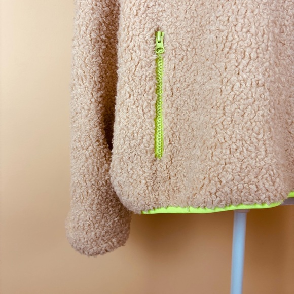 NWT Lou & Grey Tan/Fluorescent Green crop Neck 1/2 Zip Teddy Sherpa Jacket (XXL) - Picture 6 of 15